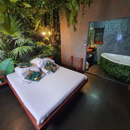 Tropicana Jacuzzi Apartment Kraków Exteriör bild